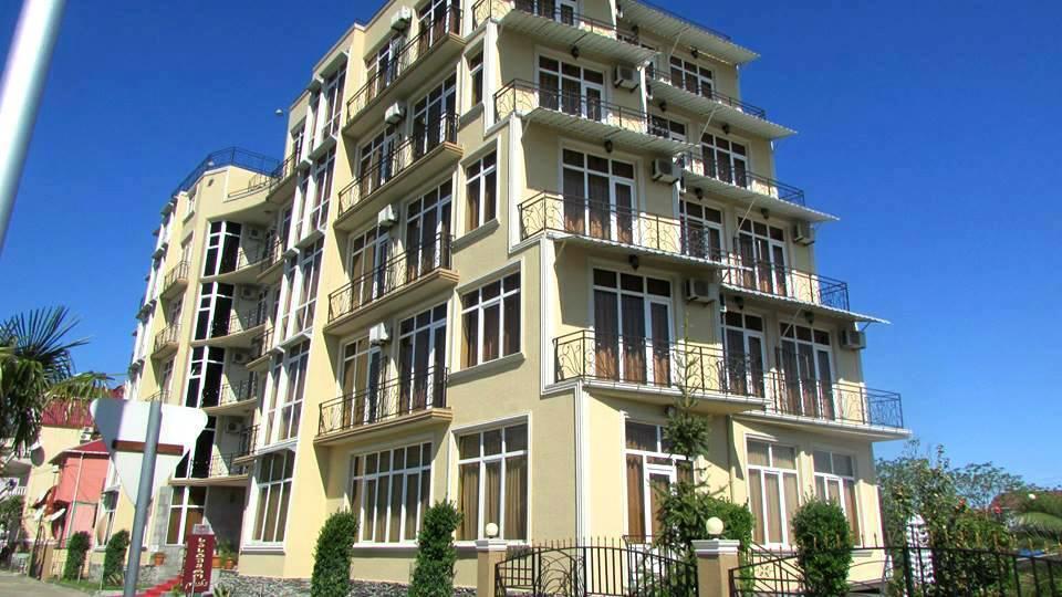 קובולטי Hotel Diana מראה חיצוני תמונה